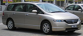 Honda Odyssey (third generation) (front), Serdang.jpg